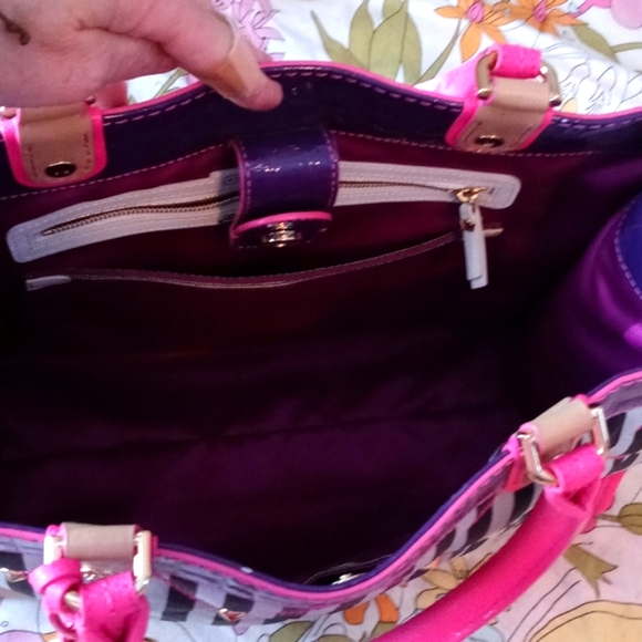 💖💜Most Treasured HENRI BENDEL Bag in my Collection💖💜 Rare and Lovely! - Picture 6 of 15